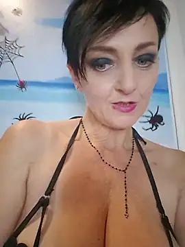 Lucillabollente - Fuck my Pussy on the W.C.🥵😈