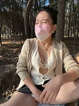 Aini-sa - 小粉控制2分钟+乳液柔胸