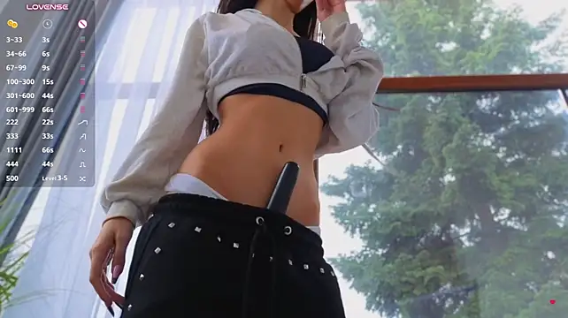 Sassy_Teen - Cumshow