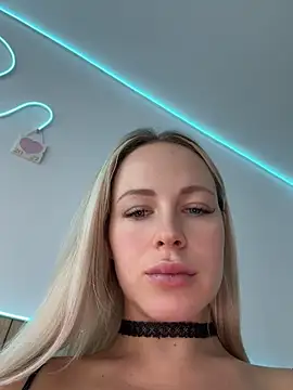 Streetdoll - naked boobs + video
