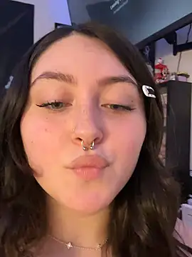Evemeqt - LAST TIPPER GETS VID BUNDLE IN PM💦