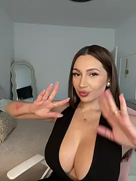 ClaraaJoy - Pleasure me or just love me