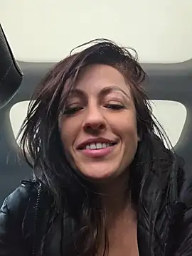 Risky_woman - FOUNTAINE SQUIRT IN PARK OUTSIDEwin snap