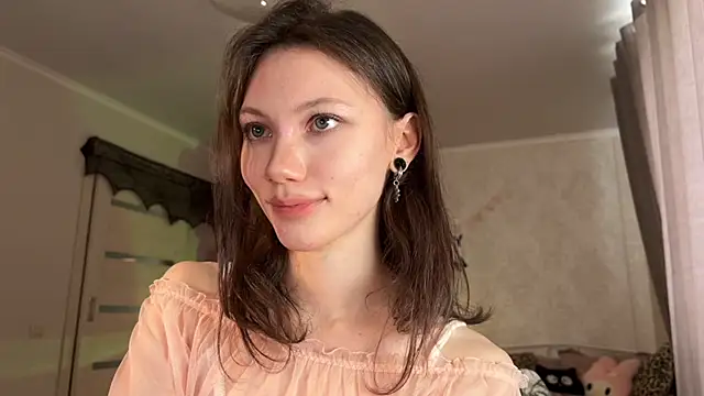 MiaPimmy - Feel your hands on my naked boobies!