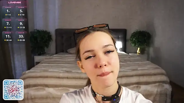 PearleKalmen - spank my ass few times 💖