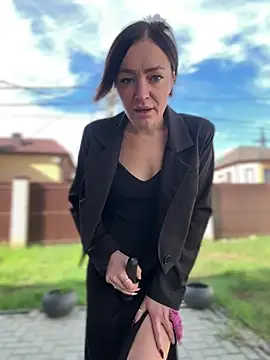 CherryBombs- - GET NAKED 1 GIRL+PUSSY PLAY LT CHOOSE