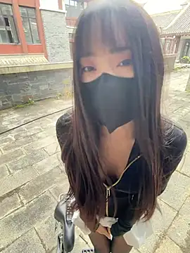 Xiao-Lin - 户外脱内衣漏奶1分钟