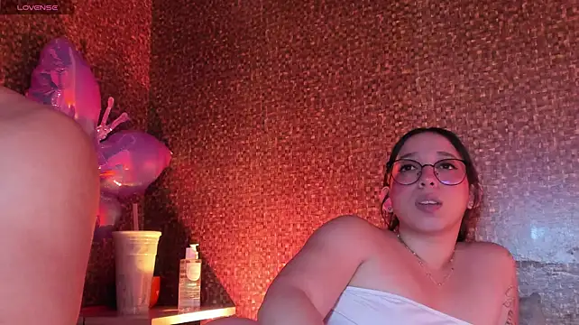 Apartment28 - 💦CUMMMM on her pretty face or mouth💦