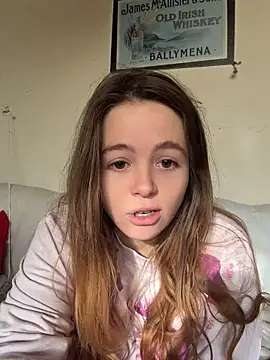 Rhyumii - Flash Ass 🍑& Topless 5m🍒