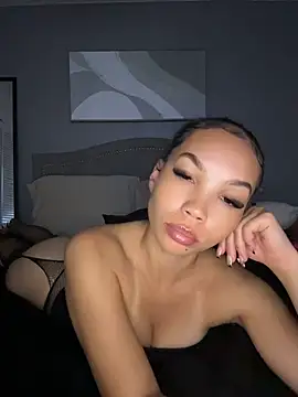 Nikkiloveee - backshots pow pow pow 💦💦💦