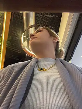 AdelRich - Show tits on public