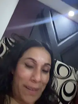 Helen1017 - Sacar para rentar departamento