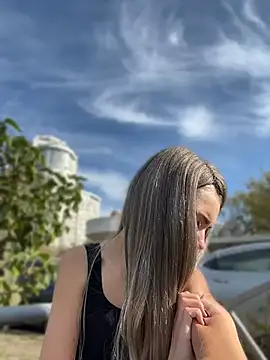 SandraCarter - Show ass in public