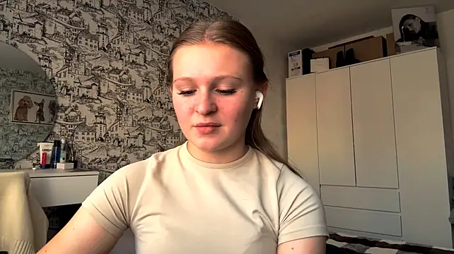LisFris - Kiss cam and make me smile <3