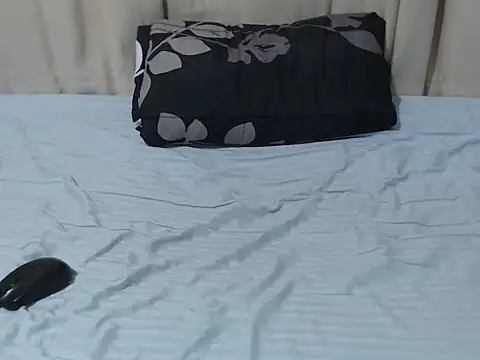 Sweet-loveness - warm up my pussy and squirt