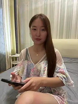 Lianer_520 - 平台首秀，希望哥哥们多多支持莲儿！