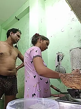Priya_couple1 - Full need pusssy fingering