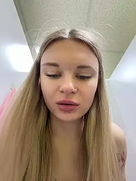 -MiaKitty