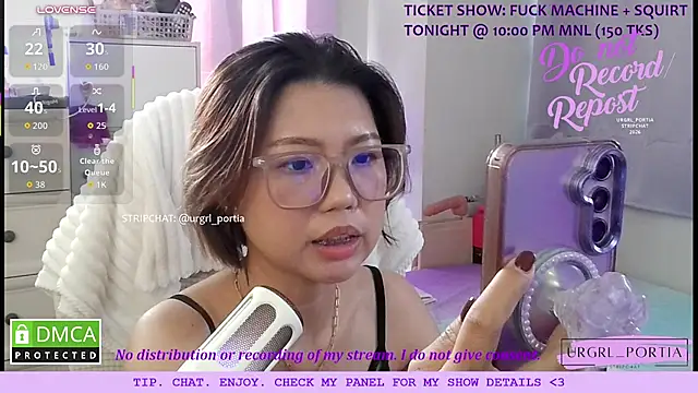 Urgrl_portia - Fuck dildo + wand for 3 mins