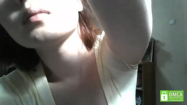 QuyenLuellen - shake my boobs