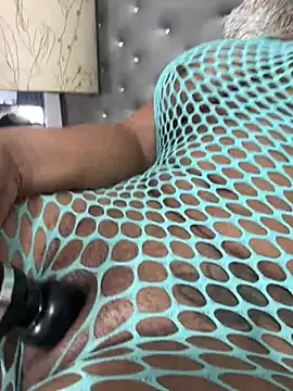 EileenBenzon - Squirt Big