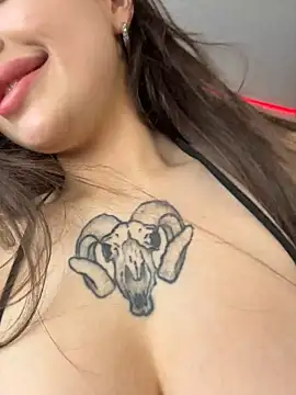 Arya_Black - REVERSE COWGIRL+BBC+CONTROL TOY 4 MIN LT