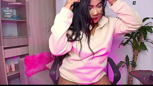 Sharlottxl - full oil in ass
