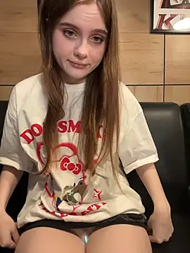 Lunabelle_ - lets see my panti + touch under table