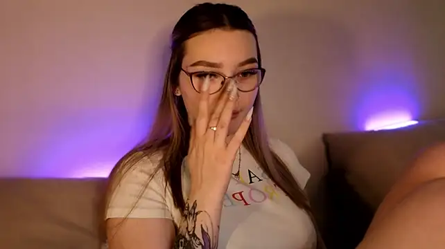 Milliedoll - Spank yourself, baby