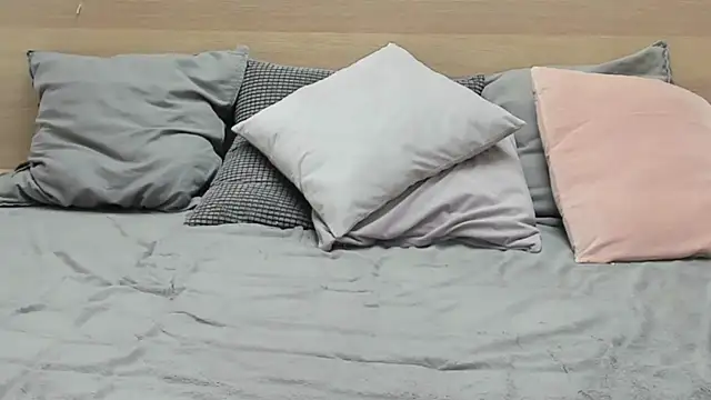 LittleNicole69 - Dildoplay til cum