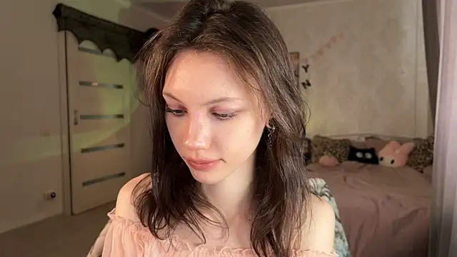 MiaPimmy - Feel your hands on my naked boobies!