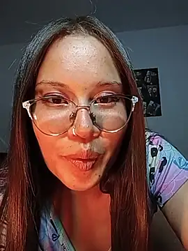 Valentina27 - Change into a sexy costume