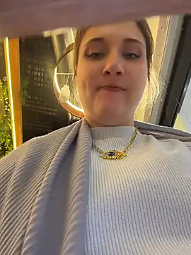 AdelRich - Show tits on public