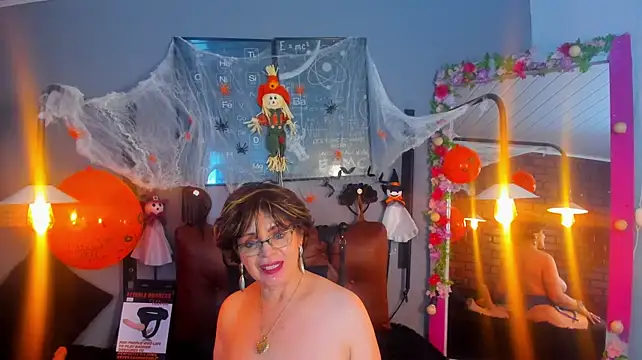 Samantha_mature56 - 😍Spit tits + 30 sec toy💋