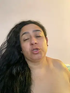 Agathaxxx-69 - Goal for show my ass finger