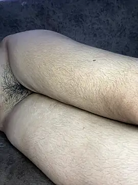 Juicey_bhabhi_pussy - Spit on pussy and boobs check insta boys