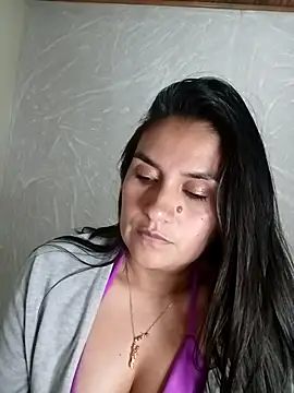 AlejandraCortez_ - Flash pussy 🔥