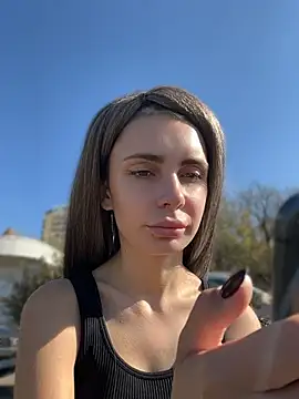 SandraCarter - Play with nipples in park