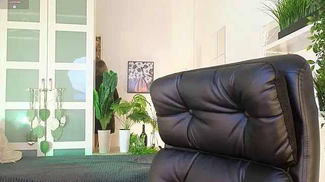 WendyDolie - tease with shorts