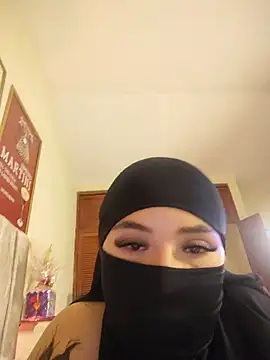 Baby_Doll_28 - 2 finge un my pussy mm yes