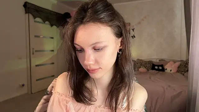 MiaPimmy - Feel your hands on my naked boobies!