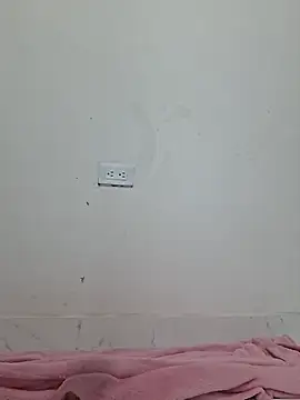 Sweet-Dirty-Storm - My friend cums on my face