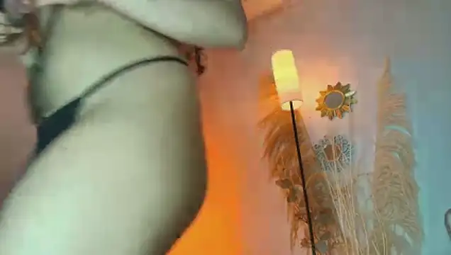 HairyAillyn - Message Ass with cream