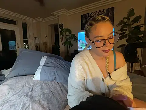 Whitechocolate100M - Watch me TWERK for you baby🍑