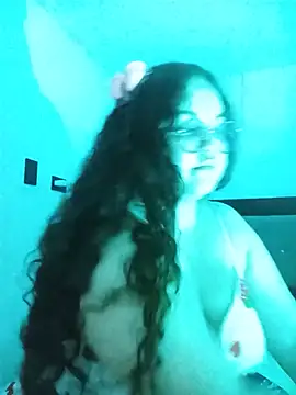 ShylySweet_1 - MAKE MY SWEET PUSSY VIBRATE 1 MIN