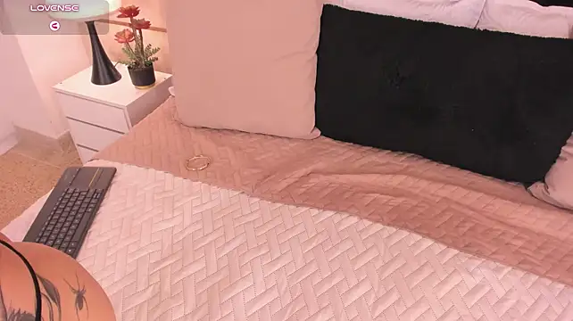 Crystal_Rose__ - 🕌✨Golden Fever✨🕌