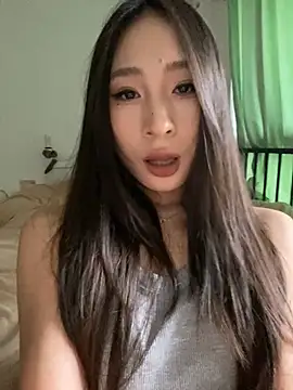 Yaqing666 - 脱内裤坐脸诱惑