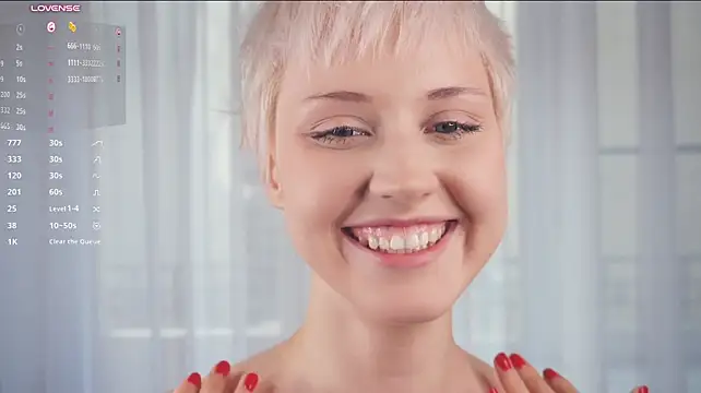 HattieSkay - Licking lips