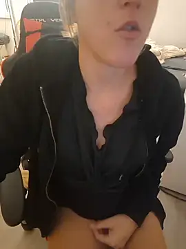 SPrITZMAUS - LT 2 VIDS/Boobs spitting😗