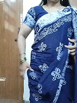 Tamil-HoneyQueen - Too buy gold bangles